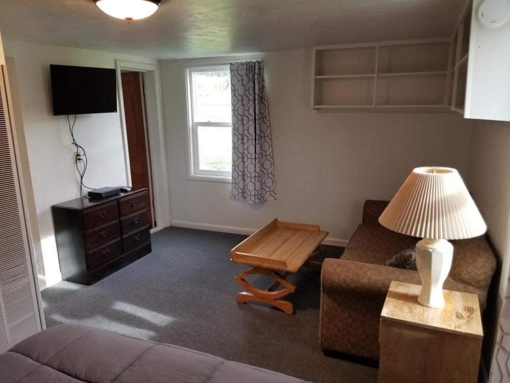 One-Bedroom House interior